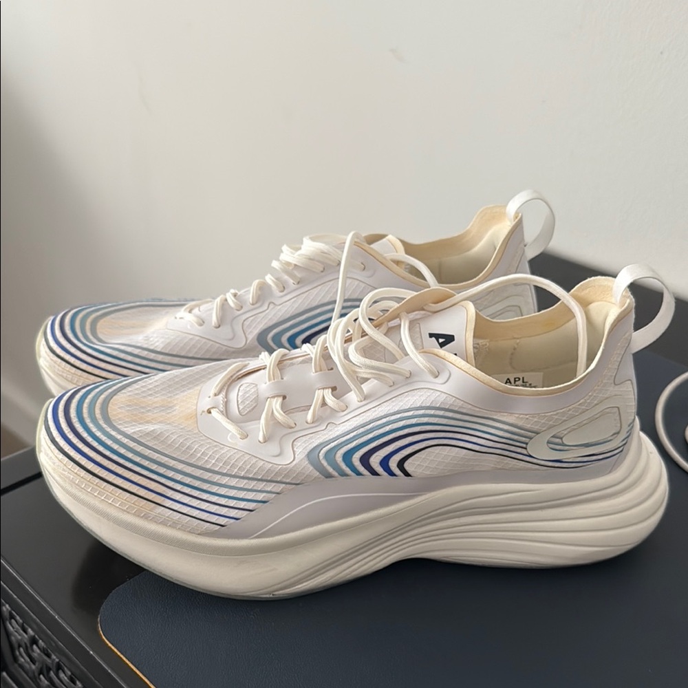 APL Streamline M sneakers